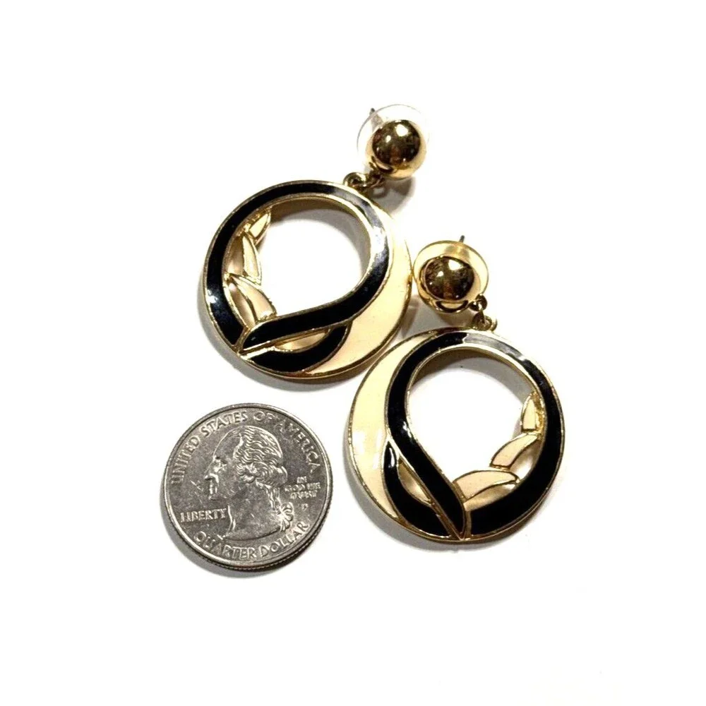 Vintage Trifari 1980s Pierced Earrings Enamel Dangle Gold Tone Black Cream 2”